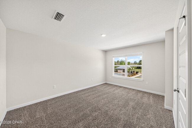 Building Photo - 41 S Main Deck Dr