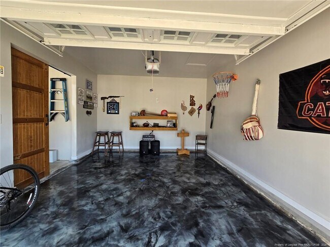 Building Photo - 4774 Woodline Dr