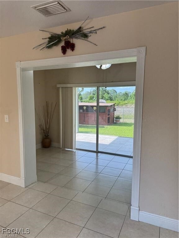 Building Photo - 1127 Foggia St E