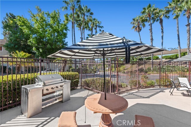 Building Photo - 3545 Paseo De Francisco
