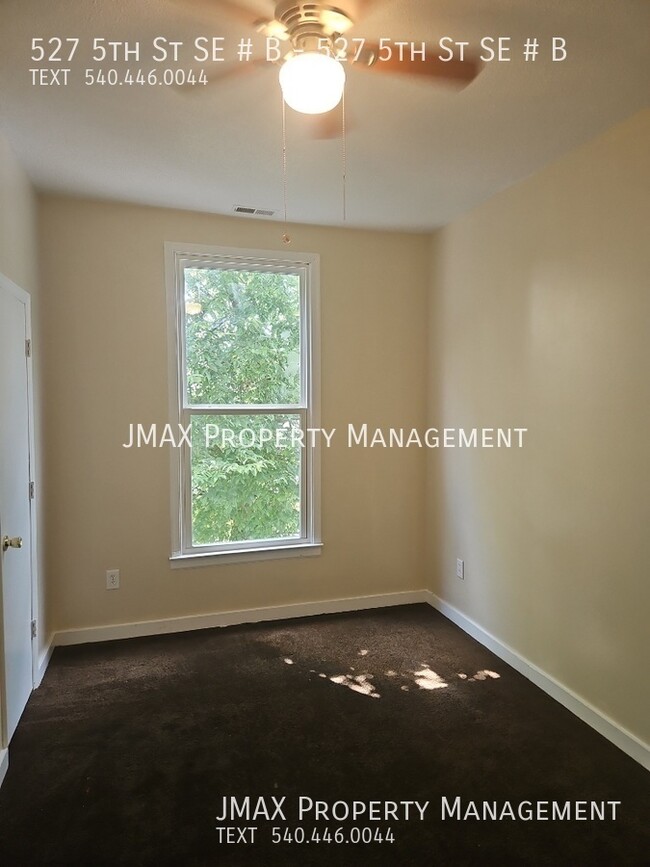 Building Photo - This property has a no security deposit op...