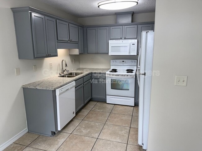 Building Photo - 9980 Bowman Ave