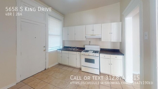 Building Photo - 5658 S King Dr