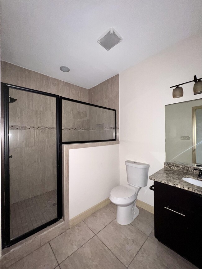 Building Photo - 8216 Casa Verde Rd