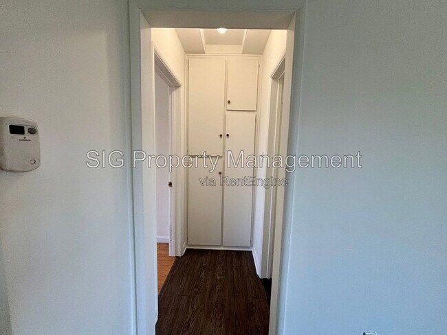 Building Photo - 13226 Maclay St