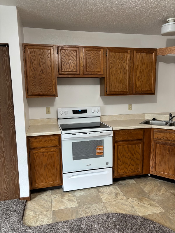 Building Photo - 640 E Hudson St