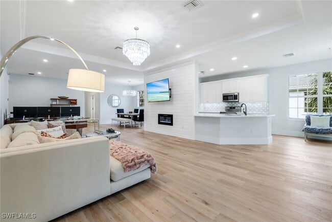 Building Photo - 12858 Carrington Cir