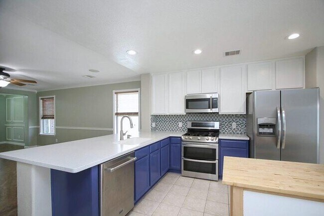Building Photo - 22206 Orchard Dale Dr