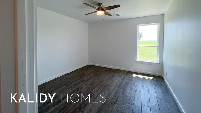 Building Photo - 20456 Antler Farms Dr