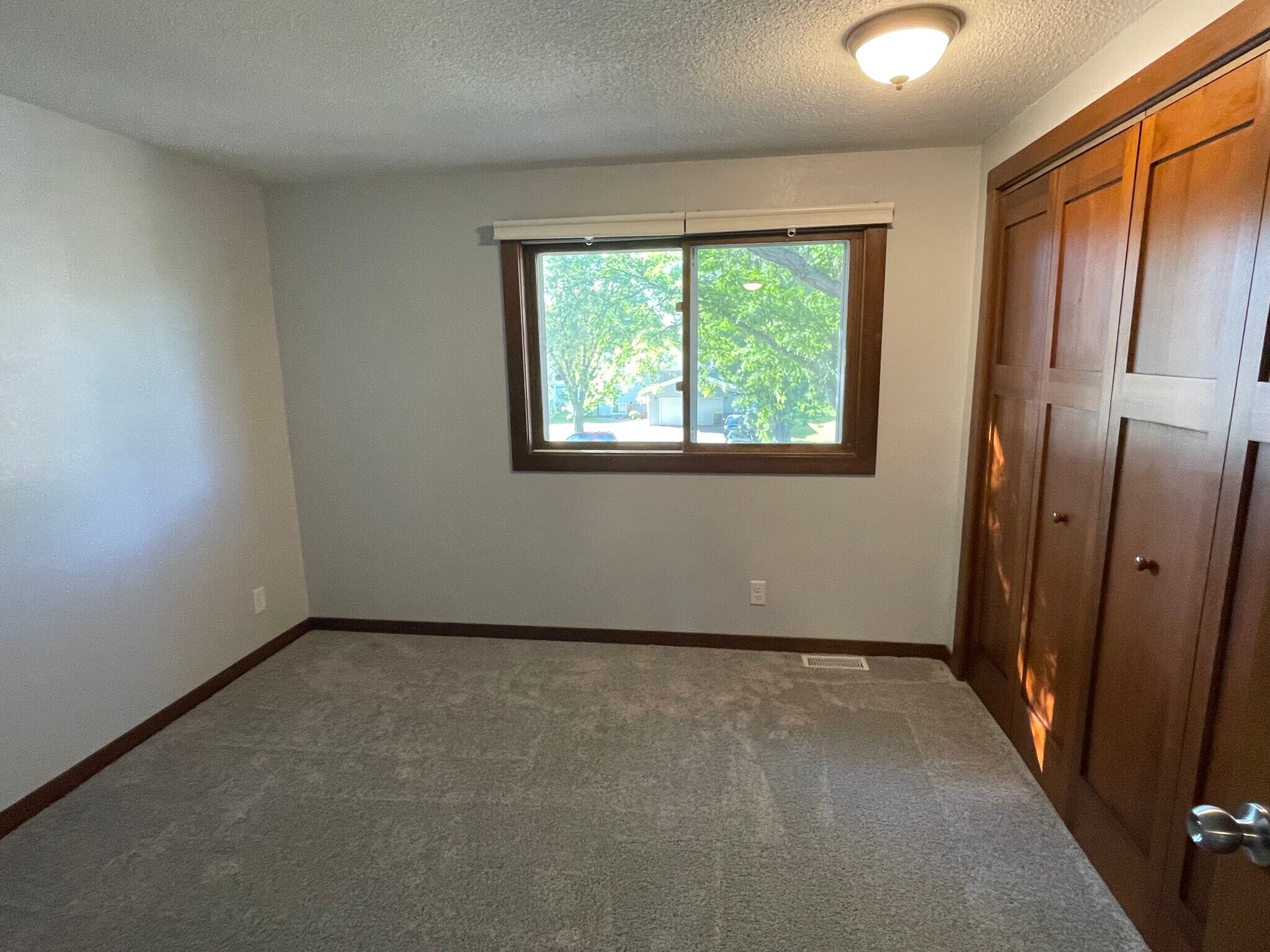 Building Photo - 1686 La Mar Dr