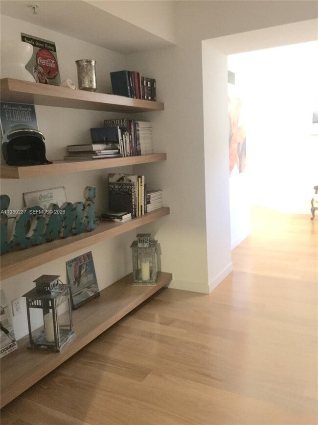 Building Photo - 1 Century Ln