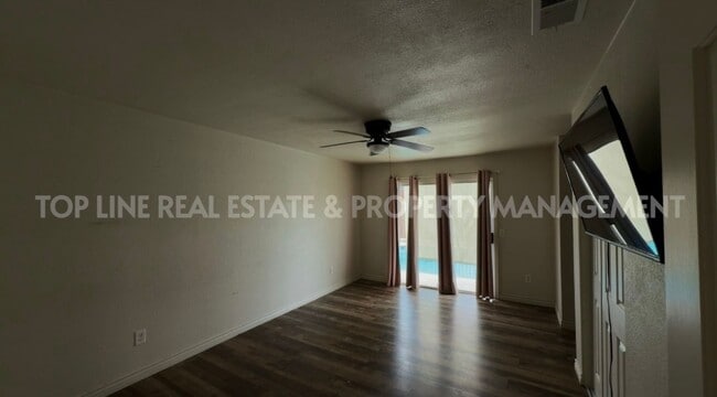 Building Photo - Coming Soon!  Home For Rent with pool. Tenant occupied. Please do not disturb tenants.