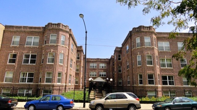 Building Photo - 4933 N Kedzie Ave