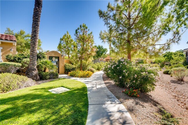Building Photo - 845 Pantara Pl