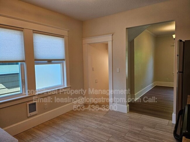 Building Photo - 1749 SE 46th Ave