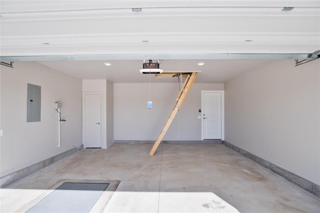 Building Photo - 3817 Lleyton Dr