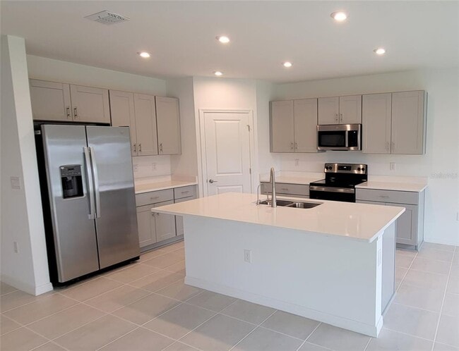 Building Photo - 4828 Vellacito Way