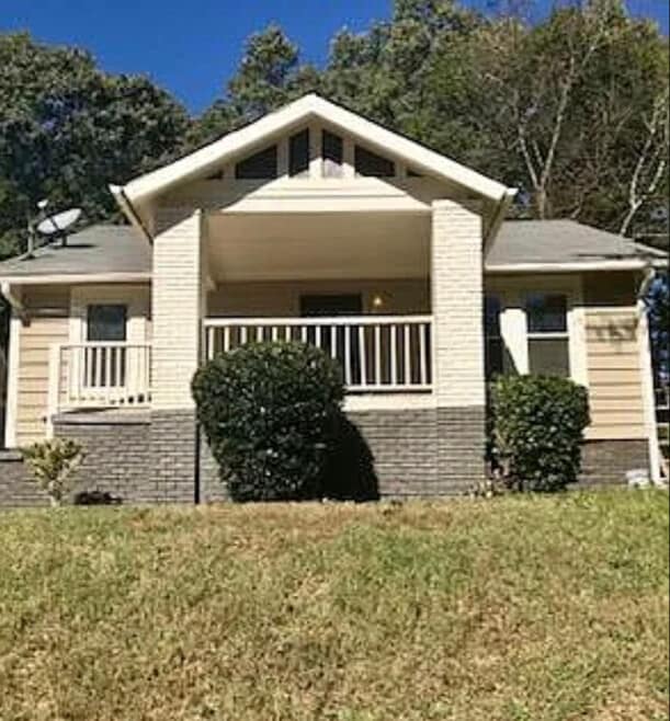 Building Photo - 955 Deckner Ave SW