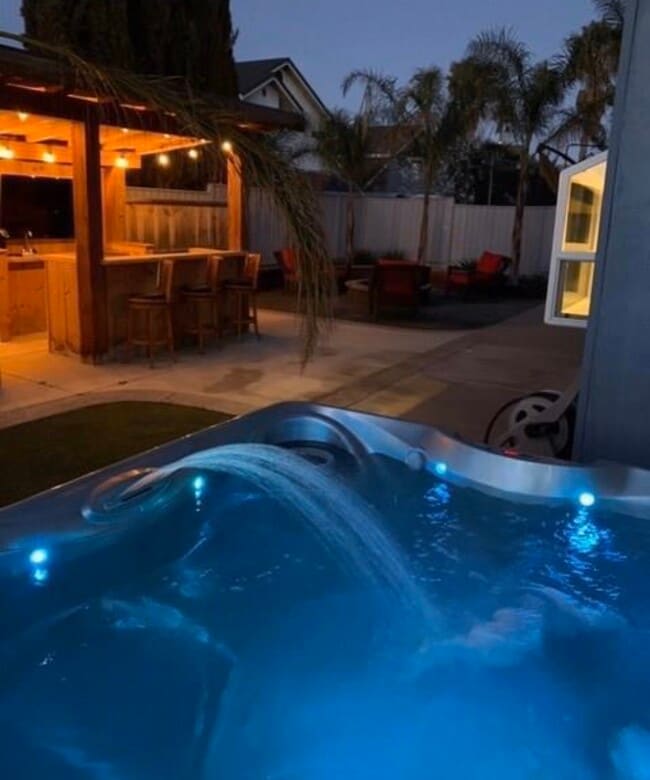 Building Photo - 2271 Biscay Ct