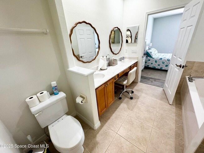 Building Photo - 121 Majestic Bay Ave