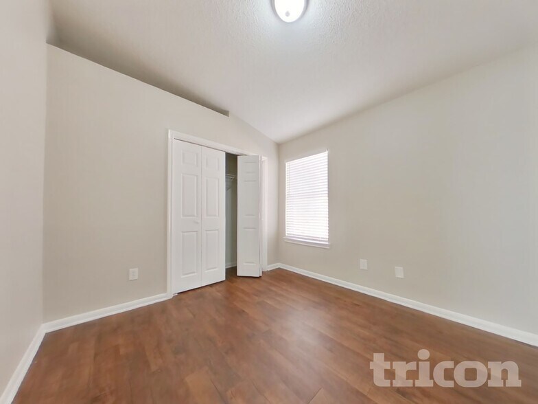 Building Photo - 3155 Boynton Dr