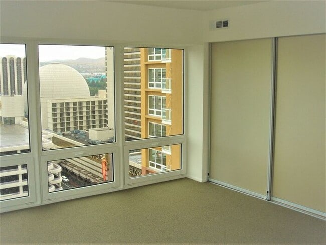 Building Photo - At the Montage!!! 1 bedroom 1 bath luxury ...