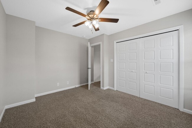 Building Photo - Pet Friendly Three Bedroom!