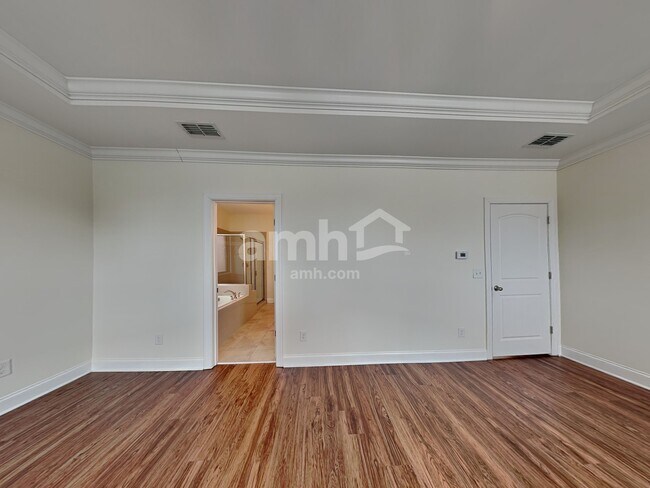 Building Photo - 124 Benjamin Ln