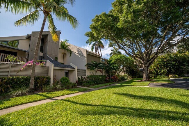 Primary Photo - 1605 S US Hwy 1