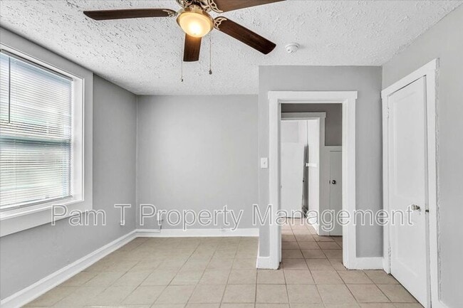 Building Photo - 815-A E 32nd St