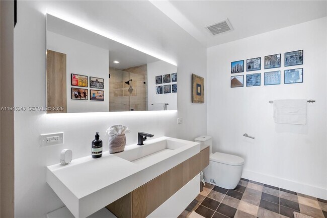 Building Photo - 3470 E Coast Ave