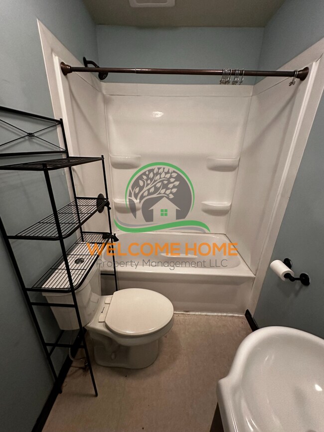 Building Photo - 22nd St