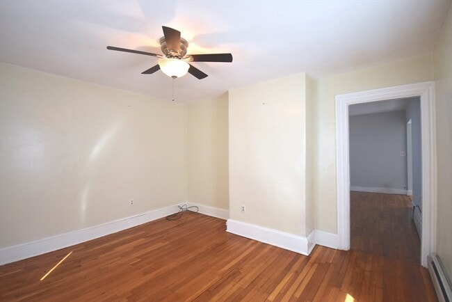 Building Photo - 12 Parmenter Pl