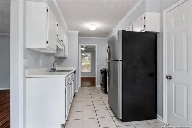 Building Photo - 1274 Arailia Dr