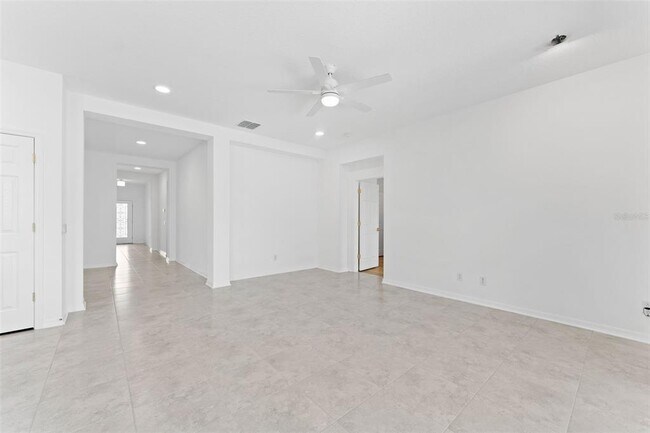 Building Photo - 32034 Sapna Chime Dr