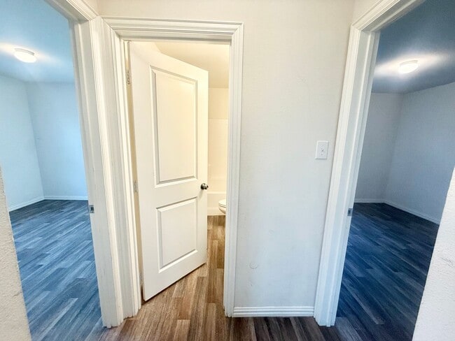 Building Photo - 3-bed/2-bath built in 2020!