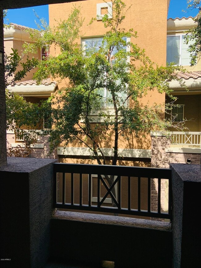 Building Photo - 18250 N Cave Creek Rd