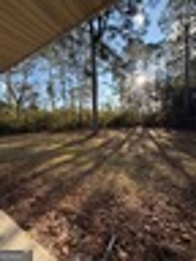 Building Photo - 444 Admiral's Walk Dr