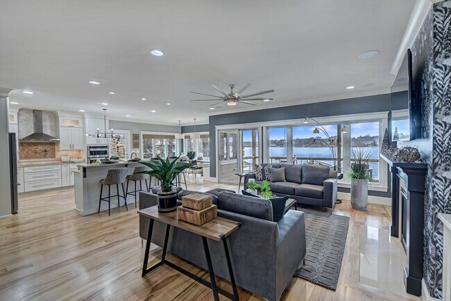 Building Photo - 136 Bridlewood Dr