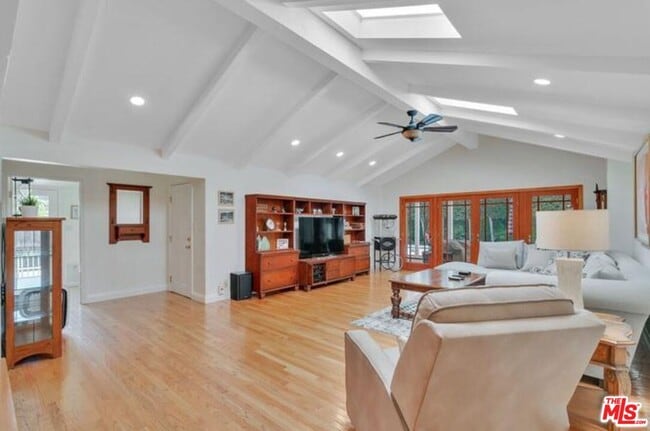 Building Photo - 5501 Cantaloupe Ave