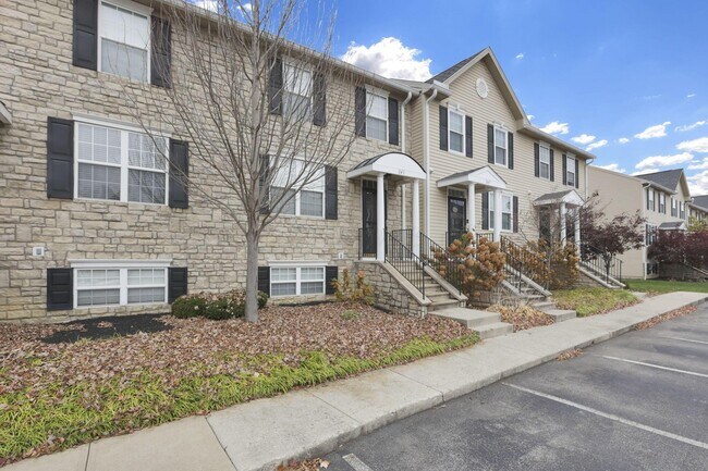 Building Photo - 243 Oxford Oak Dr