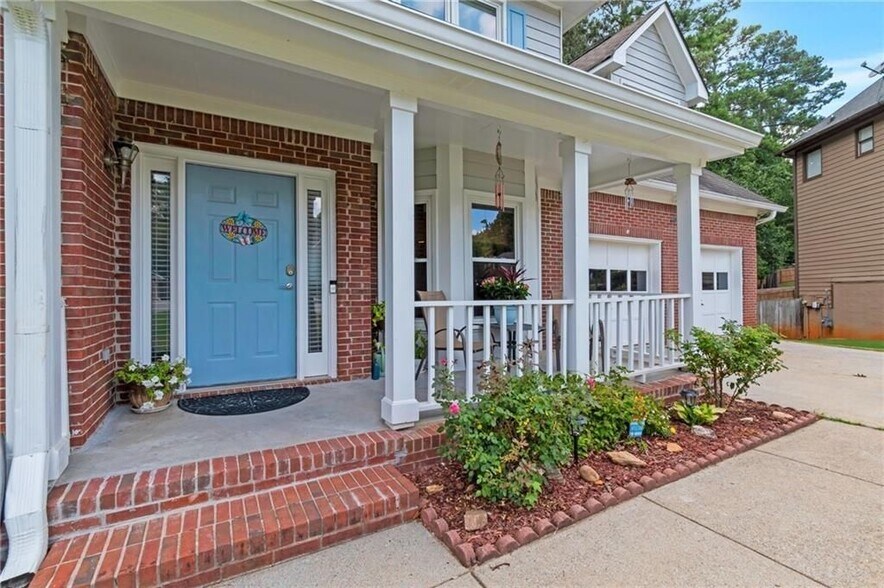 Building Photo - 69 New Brunswick Ct NE