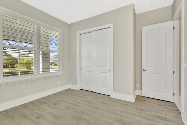 Building Photo - 11953 SW Vano Wy