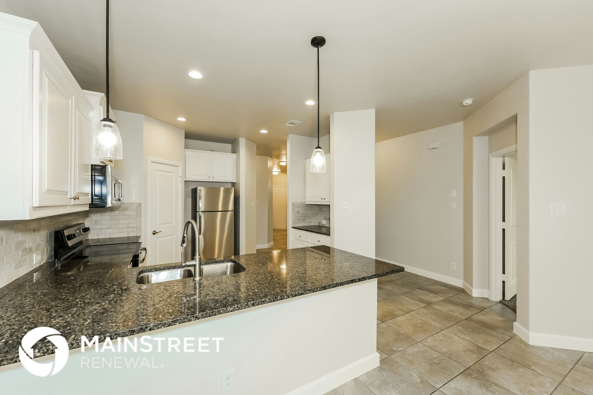 Building Photo - 2519 Sunburst Dr