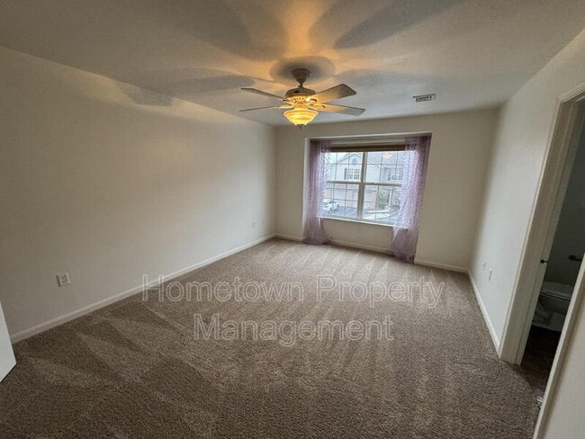 Building Photo - 112 Hawk Ct