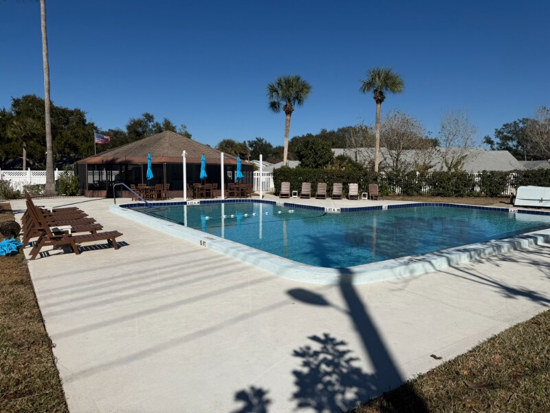 Building Photo - 1042 Willowood Ln