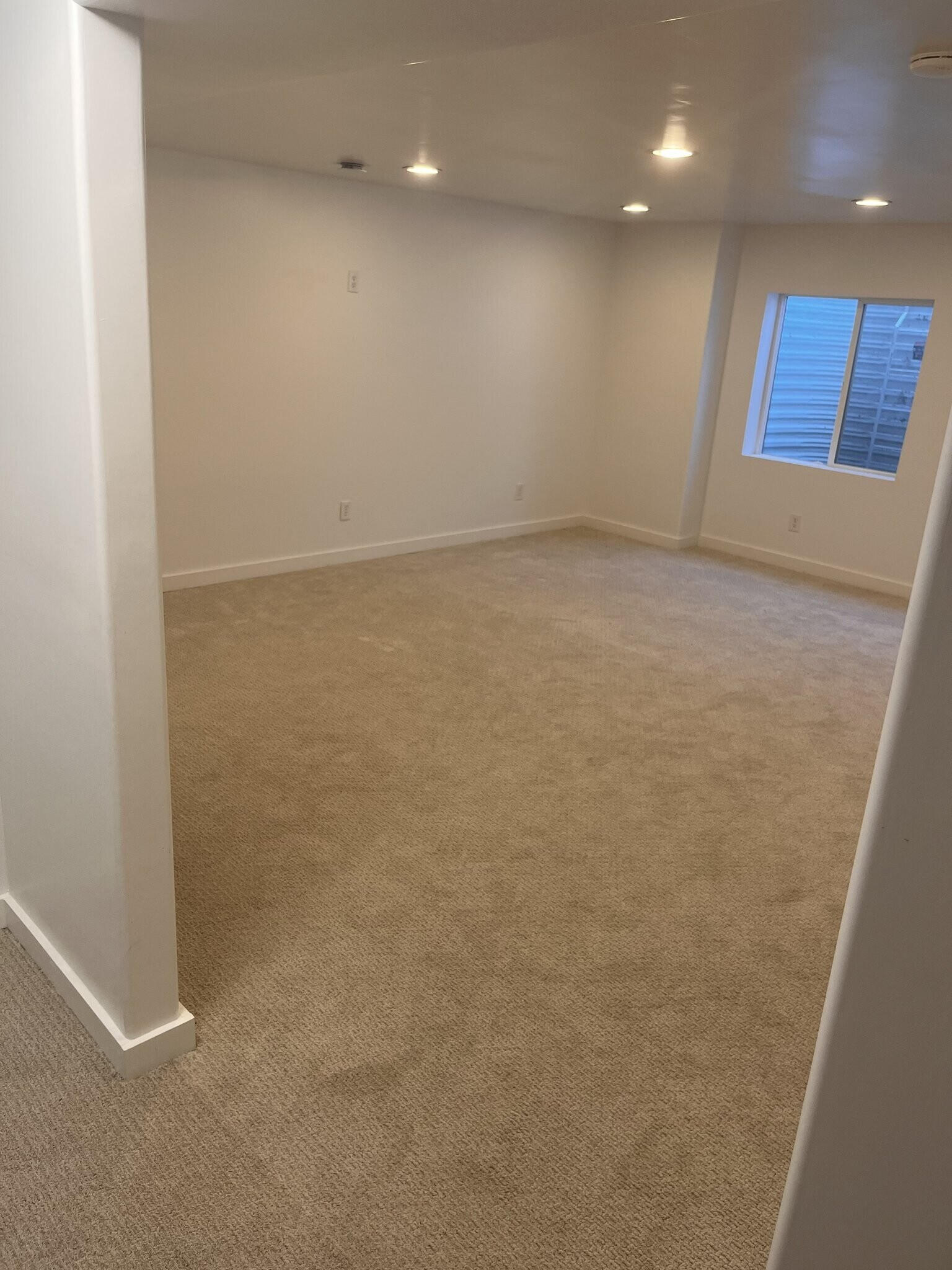 Building Photo - 1156 S 800 W