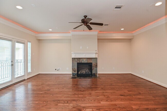 Building Photo - 5813 Washington Ave