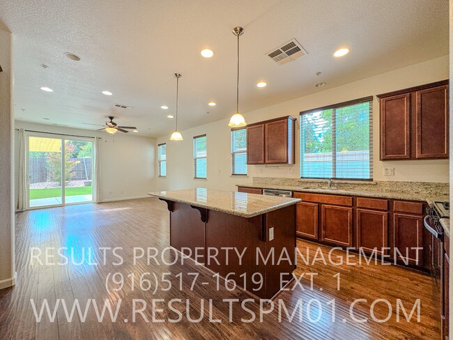 Building Photo - Upgraded West Roseville 4 Bed 3 Bath in Ga...