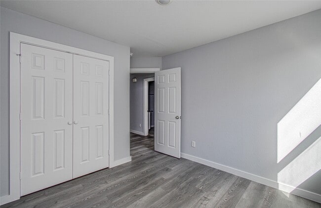 Building Photo - 4616 Shreveport Blvd